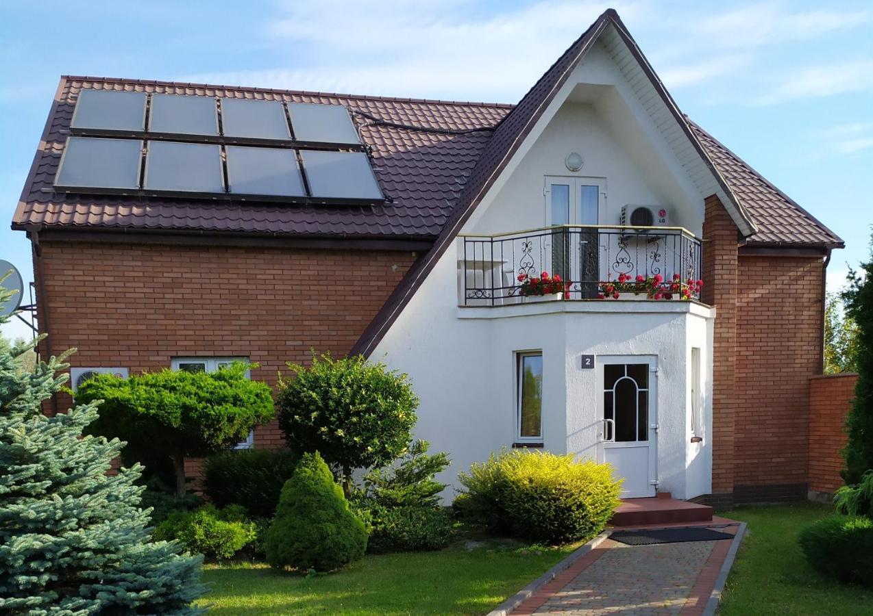 Euro Motel Lyuboml Екстериор снимка