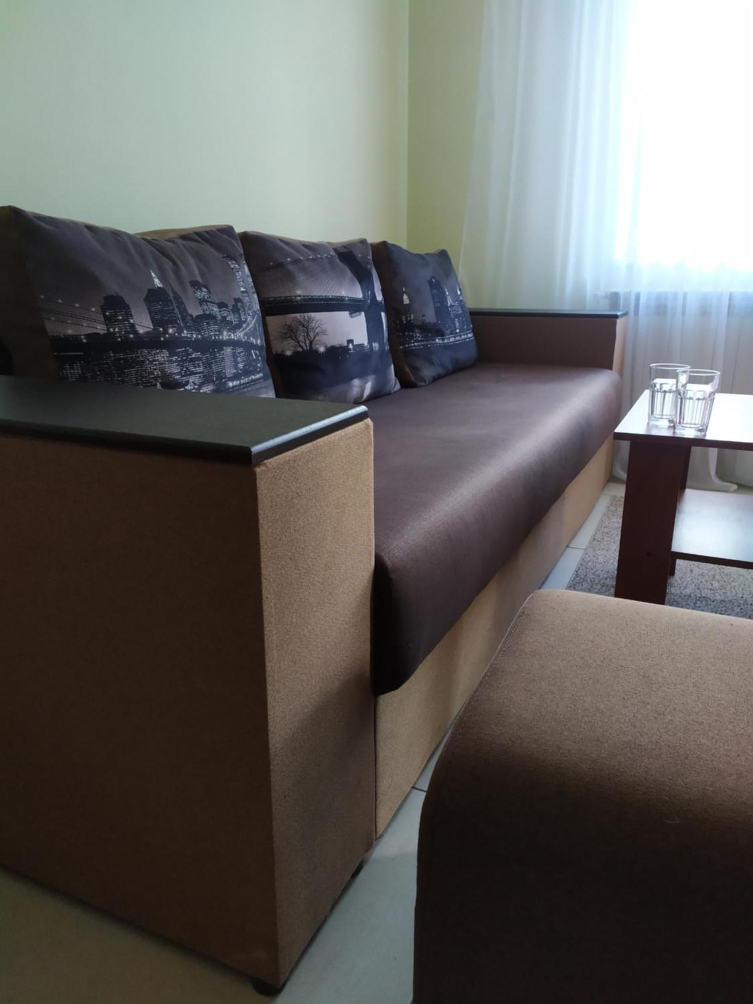 Euro Motel Lyuboml Екстериор снимка